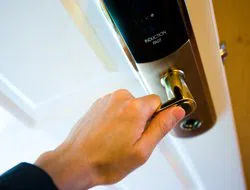 Philadelphia Expert Locksmith Philadelphia, PA 215-622-9599 - com-side